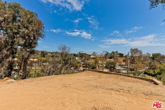 16503 Las Casas Place, Los Angeles, CA 90272