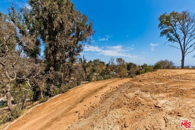 16503 Las Casas Place, Los Angeles, CA 90272