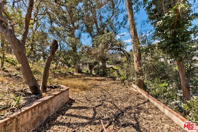 16503 Las Casas Place, Los Angeles, CA 90272