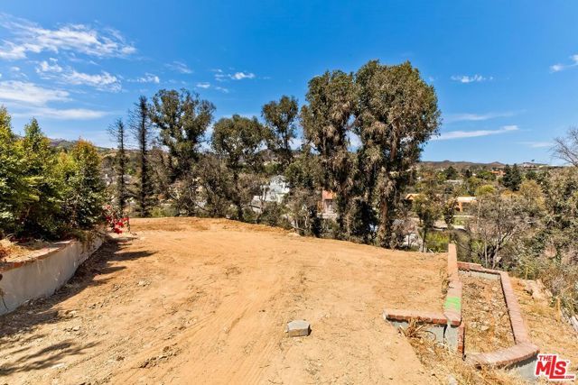 16503 Las Casas Place, Los Angeles, CA 90272