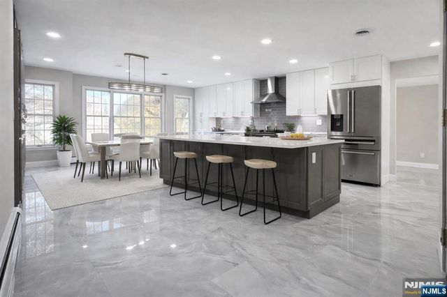 850 Ridgewood Avenue, Oradell, NJ 07649