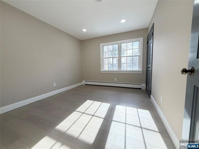 850 Ridgewood Avenue, Oradell, NJ 07649