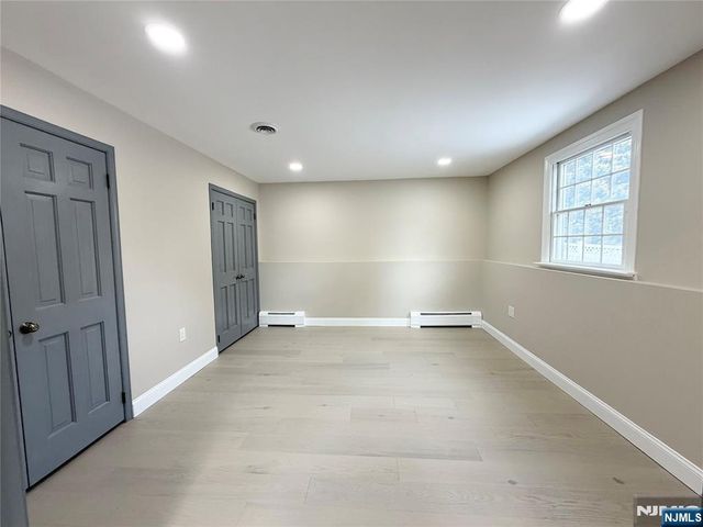 850 Ridgewood Avenue, Oradell, NJ 07649