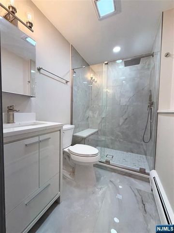 850 Ridgewood Avenue, Oradell, NJ 07649