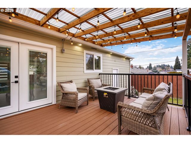 1020 Se 113TH Ave, Portland, OR 97216