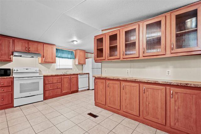22521 West Road, New Caney, TX 77357