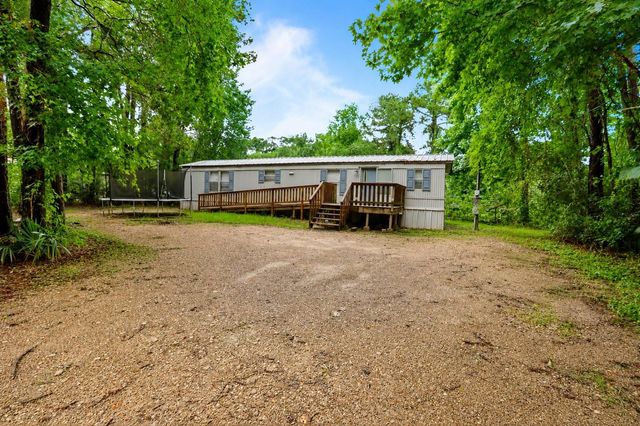 22521 West Road, New Caney, TX 77357