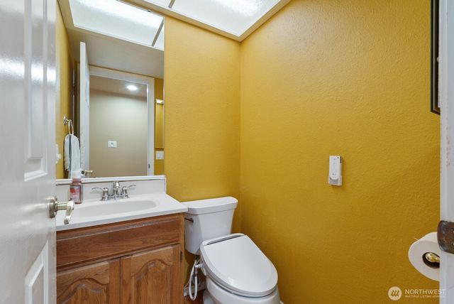 32738 6th Avenue SW, Federal Way, WA 98023