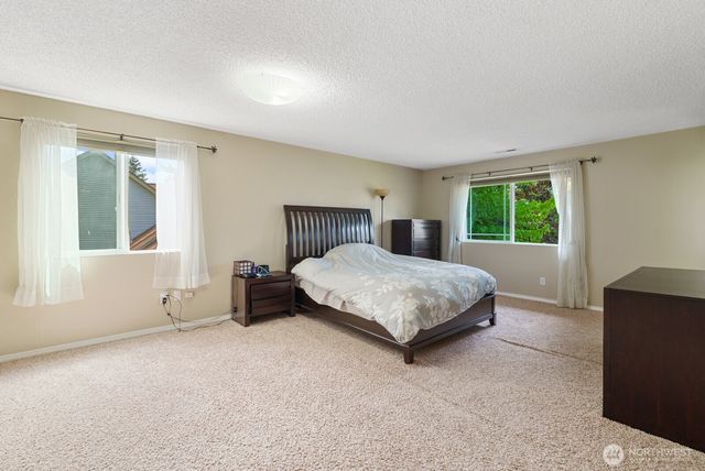 32738 6th Avenue SW, Federal Way, WA 98023
