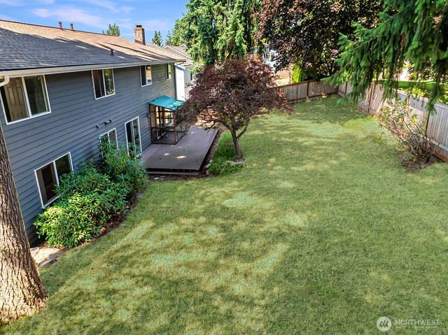32738 6th Avenue SW, Federal Way, WA 98023