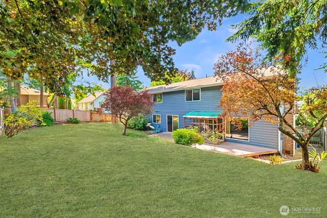 32738 6th Avenue SW, Federal Way, WA 98023