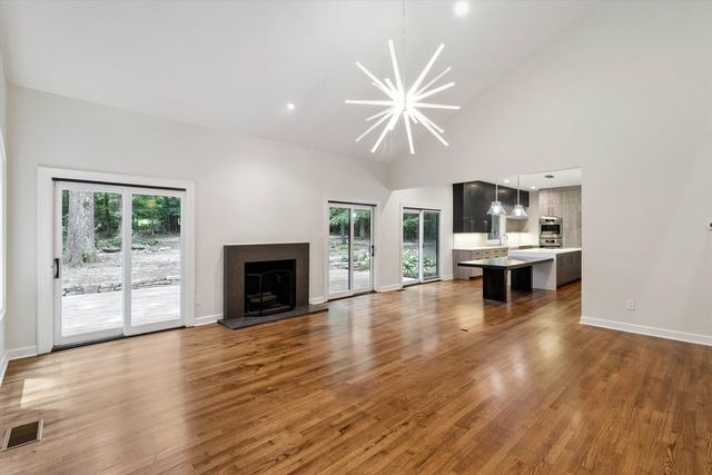 110 KAREN CV, Eads, TN 38028