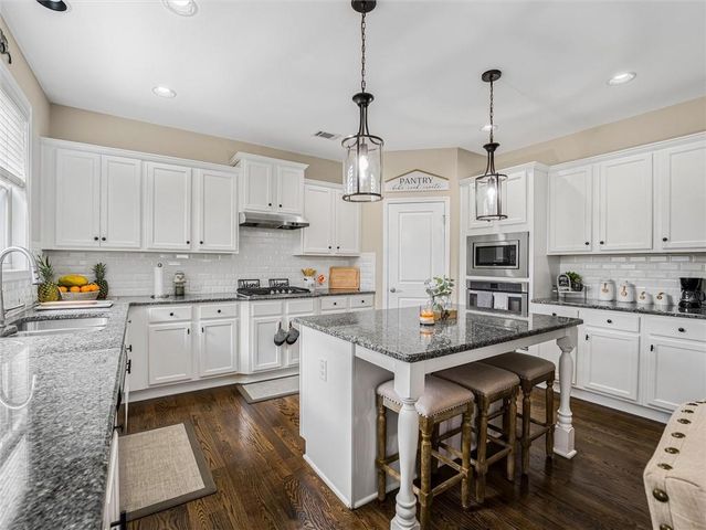 2297 Roberts View Trail, Buford, GA 30519