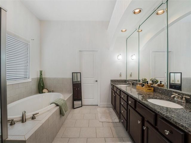 2297 Roberts View Trail, Buford, GA 30519