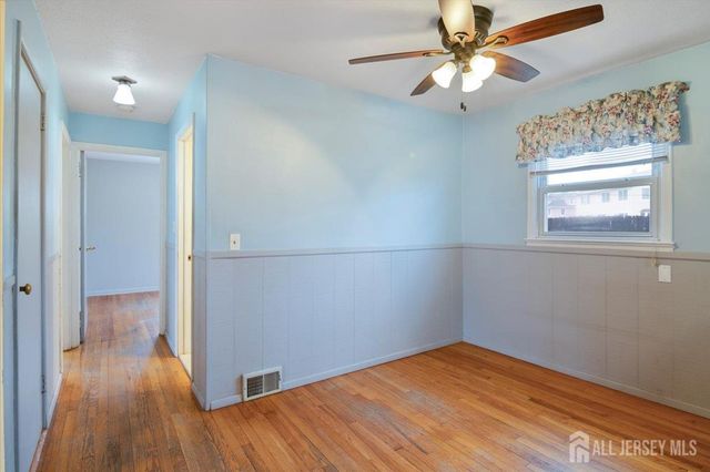 1 Zoar Street, Fords, NJ 08863