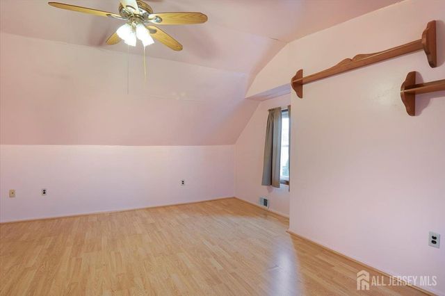 1 Zoar Street, Fords, NJ 08863