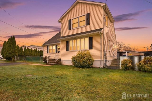 1 Zoar Street, Fords, NJ 08863