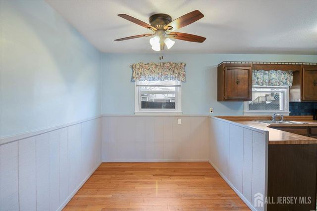 1 Zoar Street, Fords, NJ 08863