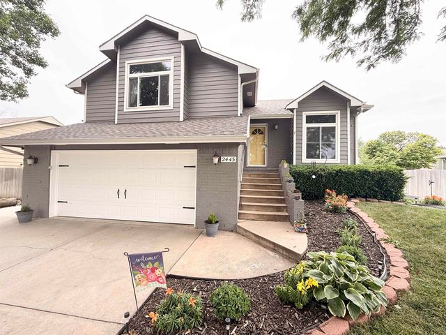 2443 N Woodlawn Blvd, Derby, KS 67037