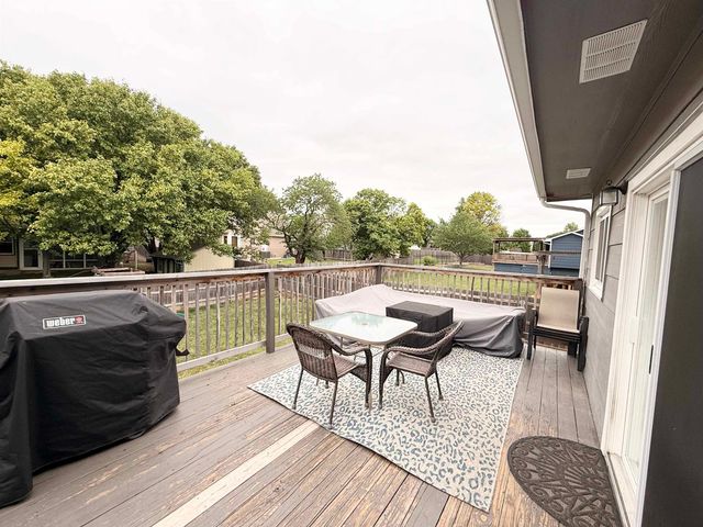 2443 N Woodlawn Blvd, Derby, KS 67037