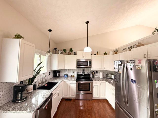 2443 N Woodlawn Blvd, Derby, KS 67037