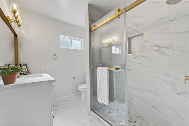 1960 Chariton Street, Los Angeles, CA 90034