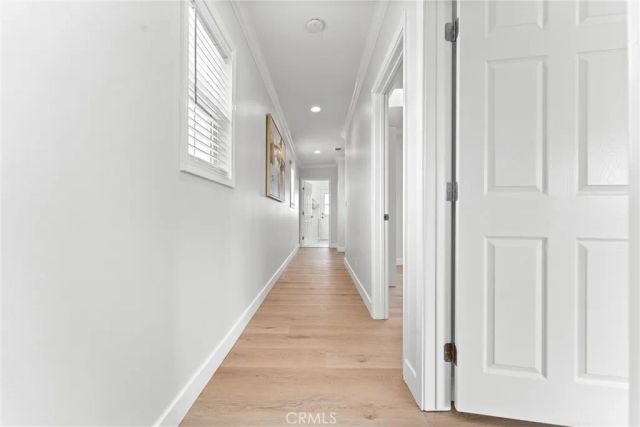 1960 Chariton Street, Los Angeles, CA 90034