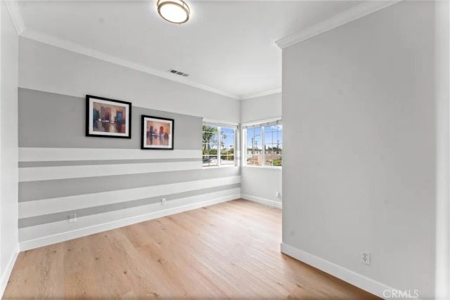 1960 Chariton Street, Los Angeles, CA 90034