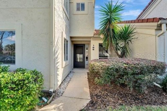 196 W SABAL PALM PLACE 196, Longwood, FL 32779