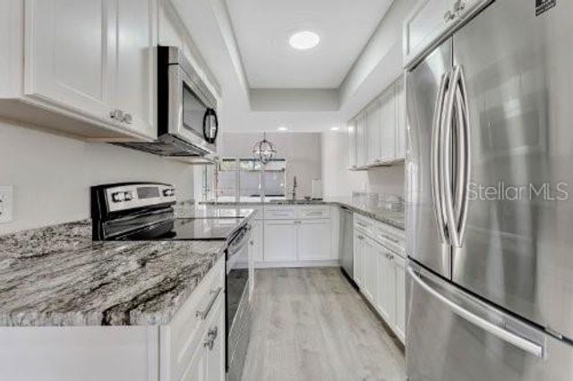 196 W SABAL PALM PLACE 196, Longwood, FL 32779