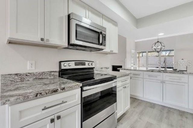 196 W SABAL PALM PLACE 196, Longwood, FL 32779