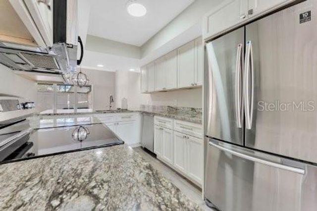 196 W SABAL PALM PLACE 196, Longwood, FL 32779