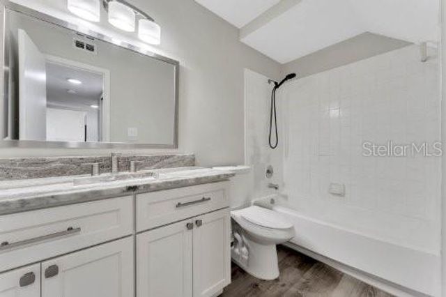 196 W SABAL PALM PLACE 196, Longwood, FL 32779