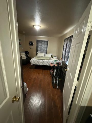 2720 Burchill Road, Fort Worth, TX 76105