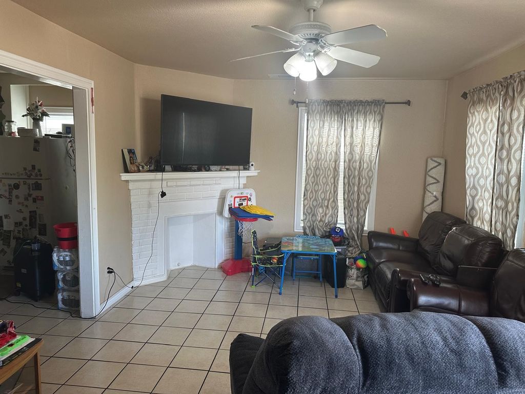 2720 Burchill Road, Fort Worth, TX 76105 — photo 4