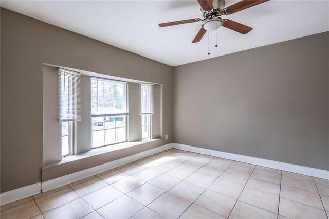 2833 CARDO NW Drive, Atlanta, GA 30318