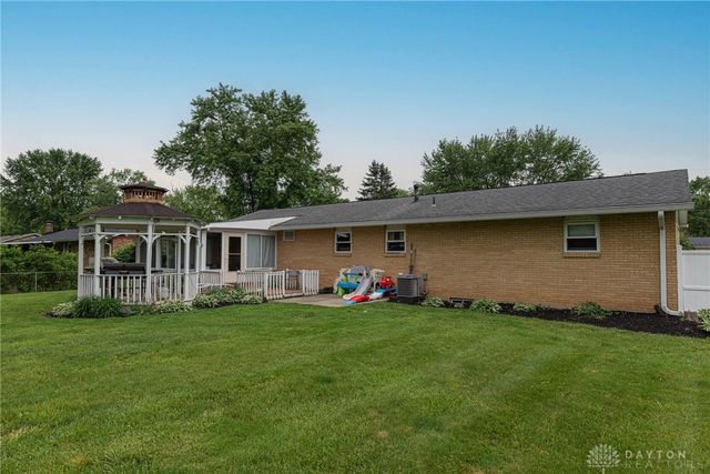 8588 Twincreek Drive, Franklin Twp, OH 45005
