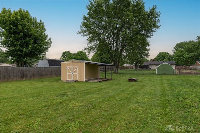 8588 Twincreek Drive, Franklin Twp, OH 45005