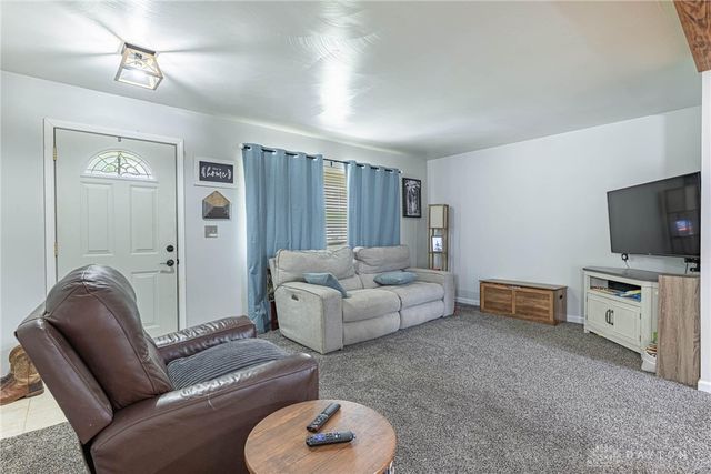 8588 Twincreek Drive, Franklin Twp, OH 45005