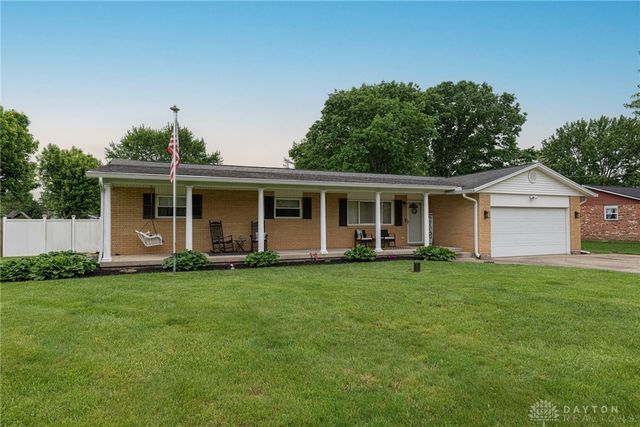 8588 Twincreek Drive, Franklin Twp, OH 45005