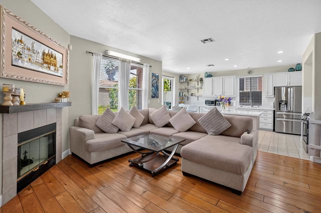 5401 Beckworth Way, Antelope, CA 95843