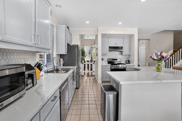 5401 Beckworth Way, Antelope, CA 95843