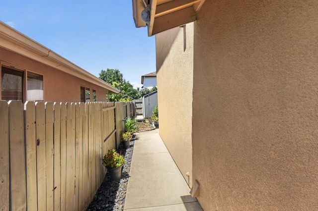5401 Beckworth Way, Antelope, CA 95843