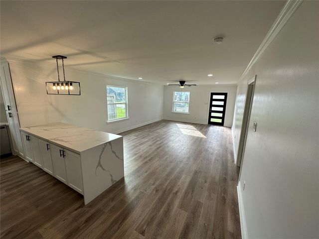 1404 Des Jardines Street, Houston, TX 77023