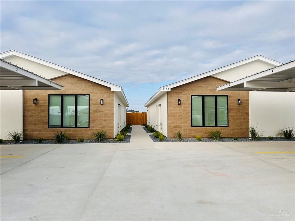 2105 E Viviana Street 1, Edinburg, TX 78542