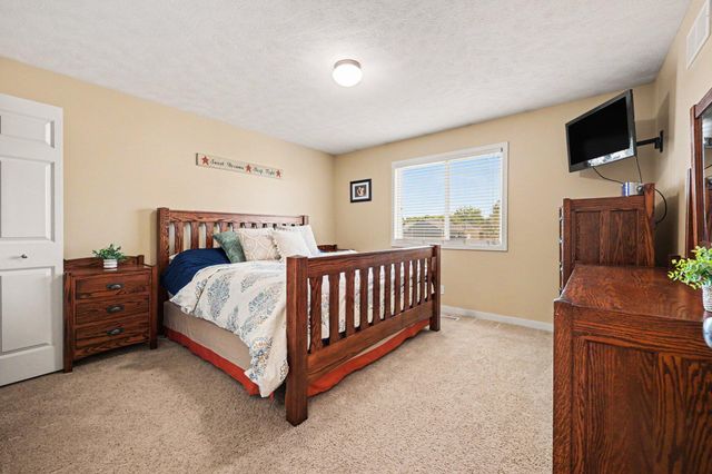 10560 Rockfield Road, Allendale, MI 49401