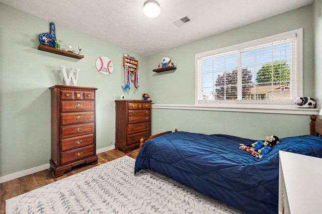 10560 Rockfield Road, Allendale, MI 49401