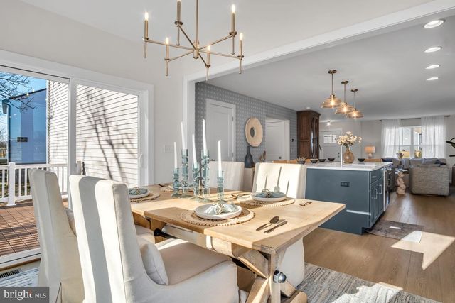 14 AMERICAN AVE, Carlisle, PA 17013