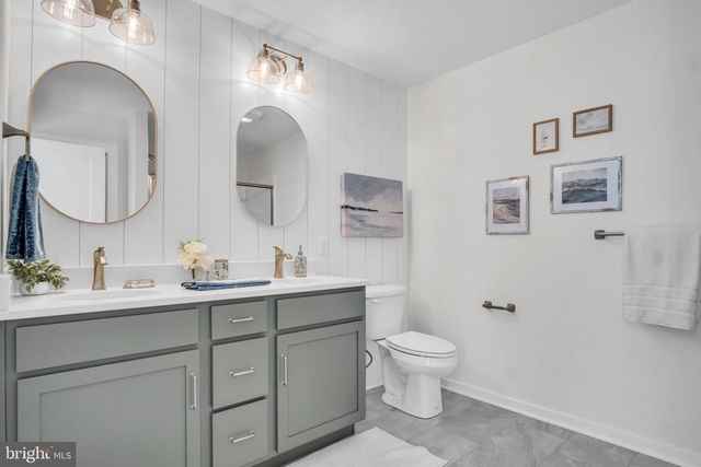 14 AMERICAN AVE, Carlisle, PA 17013