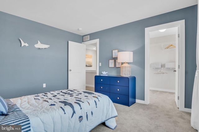 14 AMERICAN AVE, Carlisle, PA 17013